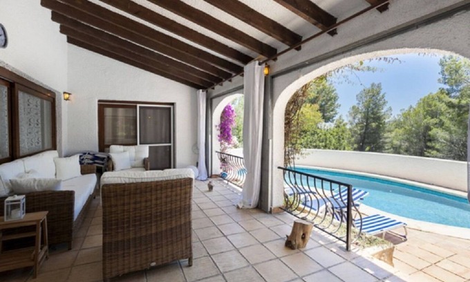 Ermita Villa | Pascal · Villa Pascal set amongst the pine trees