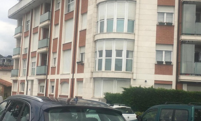 Colindres Apartment | paseo de la Quinta