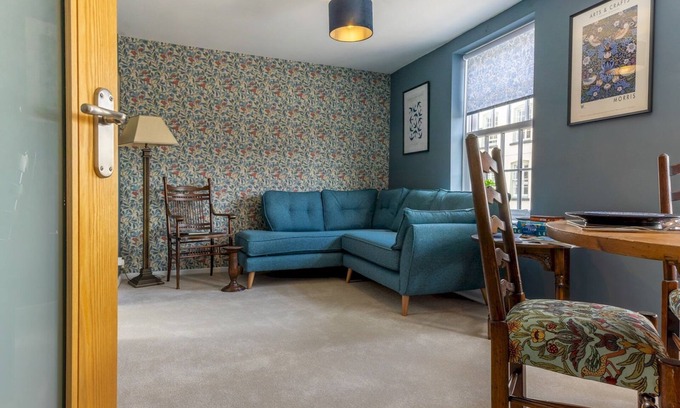 Ludwel Apartment | Pass the Keys | The William Morris Lodge in the centre of Ludlow