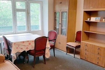 Dniprovs'kyi District Apartment | Paton House in Київ