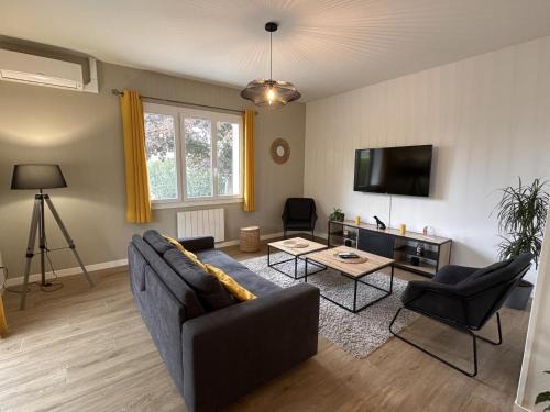 Brout-Vernet House | Pavillon rénové avec jardin et climatisation - FR-1-489-417