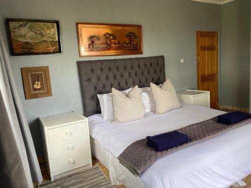 Juliasdale House | Paz Cottage