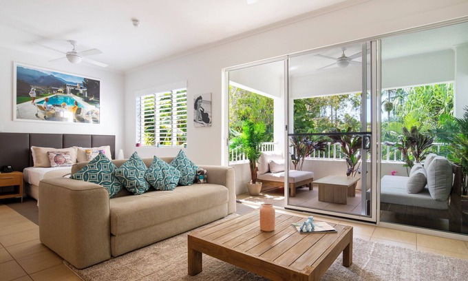 Port Douglas Apartment | Paz@Portsea Dual-key Studio & Bedroom