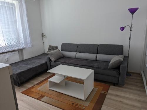 Povazska Bystrica Apartment | PB Bývanie v tichej lokalite blízko vlakovej i autobusovej stanice PB