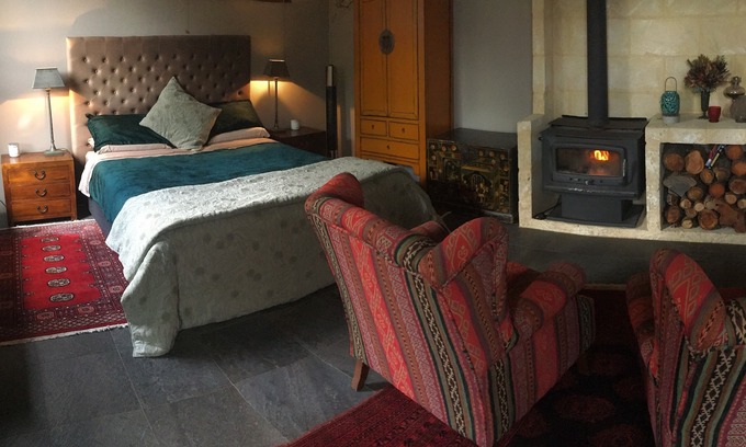 Forest Range Apartment | Peace and serenity in the hills close to wineries