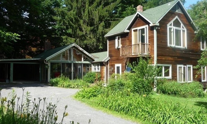 Canaan House | Peaceful Berkshire Getaway Comfortable, Quiet, Lake Access, A/C, 4 bdrms, 2 bath