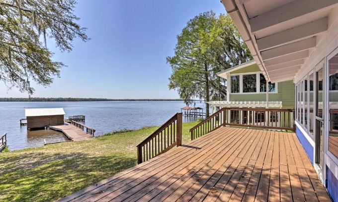 Quincy House | Peaceful Escape with Boat Dock on Lake Talquin!