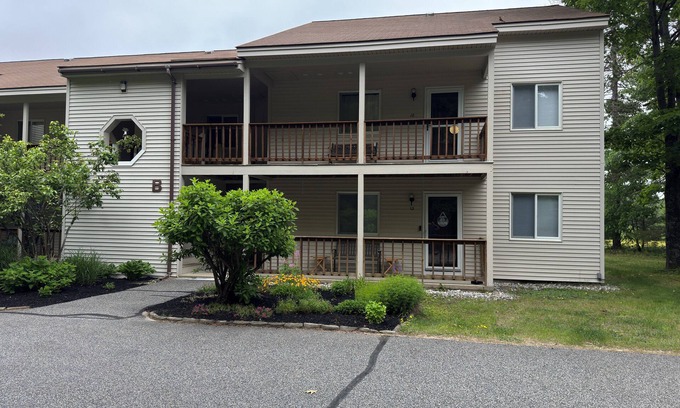 Center Conway Condo | Peaceful Pines Saco River Getaway