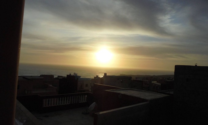 Imsouane Apartment | |Peaceful, relaxing and friendly house. Real treat for sea lovers and surfers.