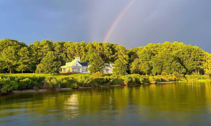 Reedville House | Peaceful Sanctuary w/ Private Dock on River!