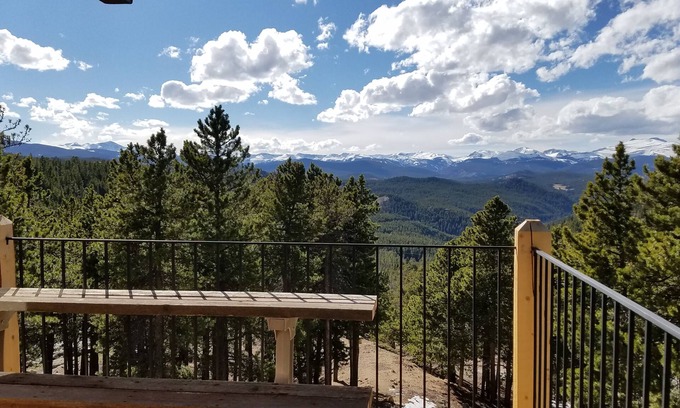 Coal Creek House | Peak to Peak Mountain Home 8500 ft. Golden, CO