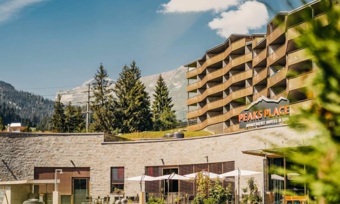 Laax Apartment | Peaks Place Apartment-Hotel & Spa by Interhome