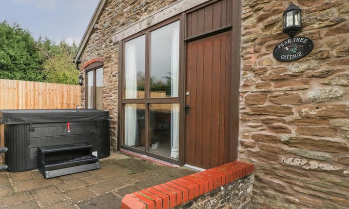 Hay-on-Wye House | Peartree Cottage