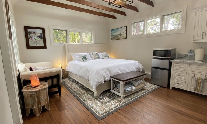 Del Monte Forest House | Pebble Beach forest hideaway!