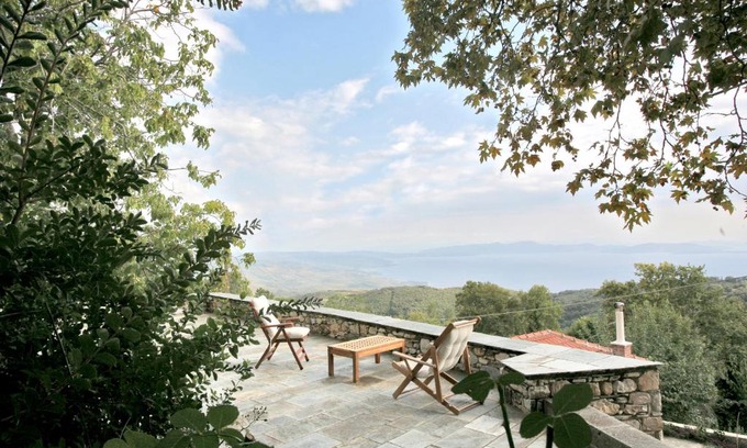 Vizitsa Ski Chalet | Pelion Belvedere - The Modern Cottage