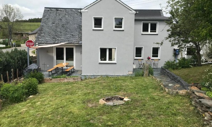 Reichenbach im Vogtland House | Pension Schneidenbach