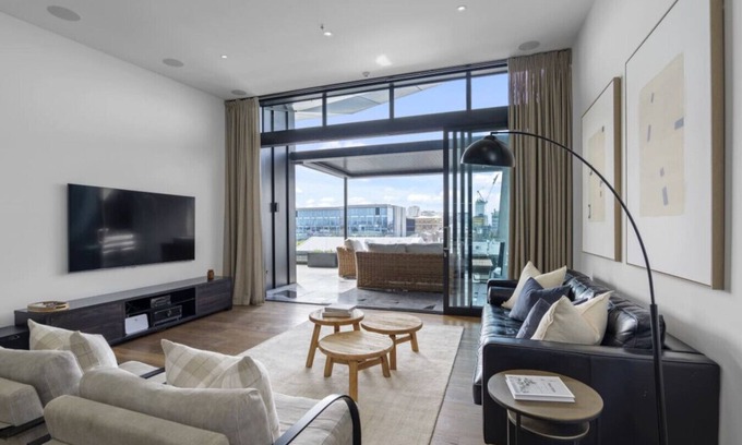 Christchurch City Centre Apartment | Penthouse in the City
