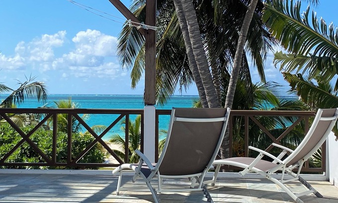 Pointe D'esny Apartment | Penthouse Villa Miramar* Private Beach