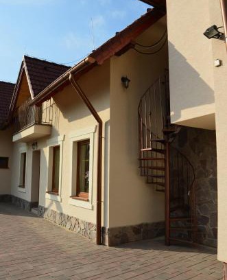 Kosice House | Penzión Skalná ruža - Kövirózsa panzió