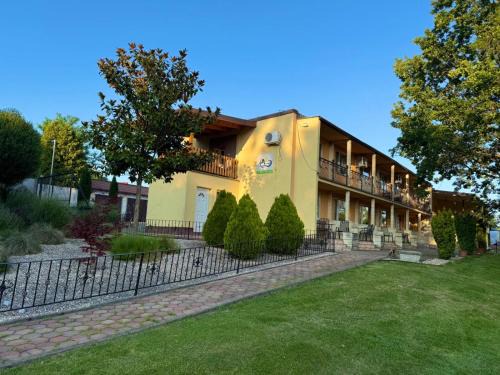 Klokocov House | Penzion Anička