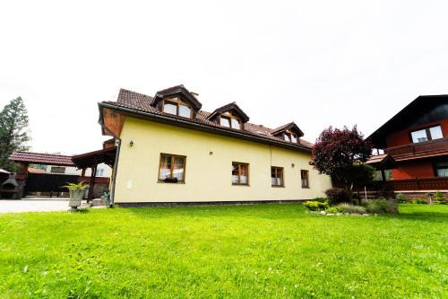 Liptovska Osada House | Penzion HACIENDA