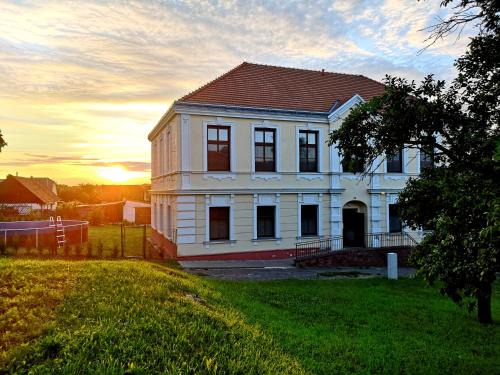 Uhercice House | Penzion Zamecek