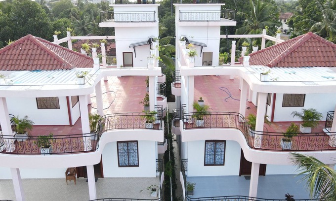 Jaffna House | Perched on the edge of the escarpment, experience Sri Lanka's Northern heritage.