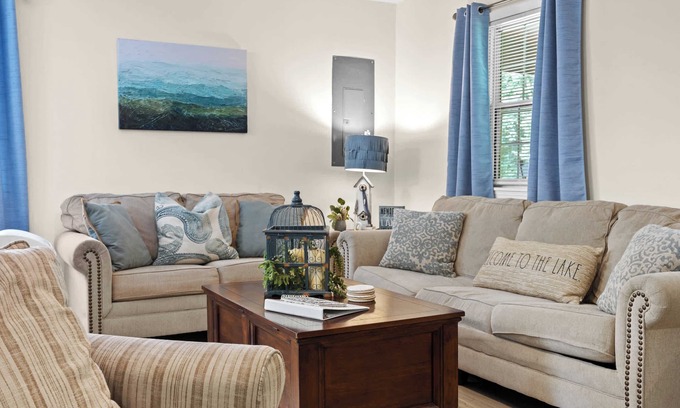 Falls of Rough House | Perfect Rough River Lake Stay! Fam & Pet Friendly!