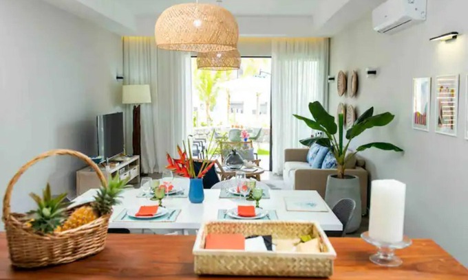 Belle Mare Apartment | Petit Bijou, Pieds Dans Leau, Plage Paradisiaque