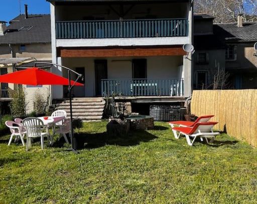 Saint-Jean-du-Bruel House | Petit paradis dans l'aveyron