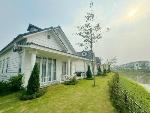 Thanh Thuy Cabin | Phòng Đôi tại Happy Villa, Vườn Vua Resort & Spa