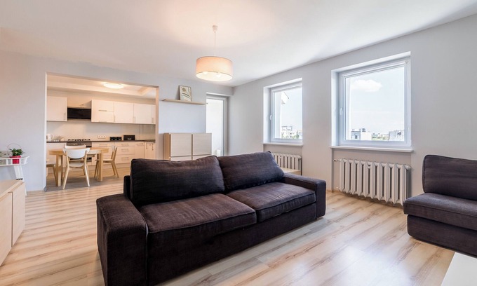 Stare Miasto District Apartment | Piątkowo 2-Bedroom Apartment