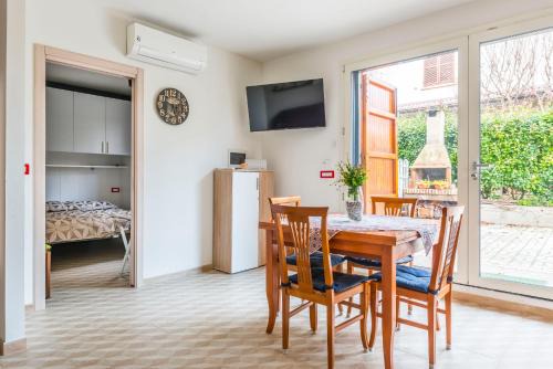 Carpi Apartment | Piano Terra Moderno con Ampi Spazi e Luminosità