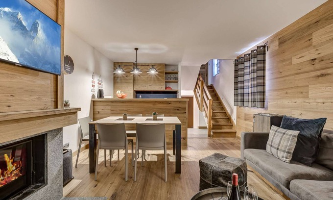 Les Praz-de-Chamonix Ski Chalet | Pic Janvier - Alpes Travel - Les Praz (sleeps 4-6)