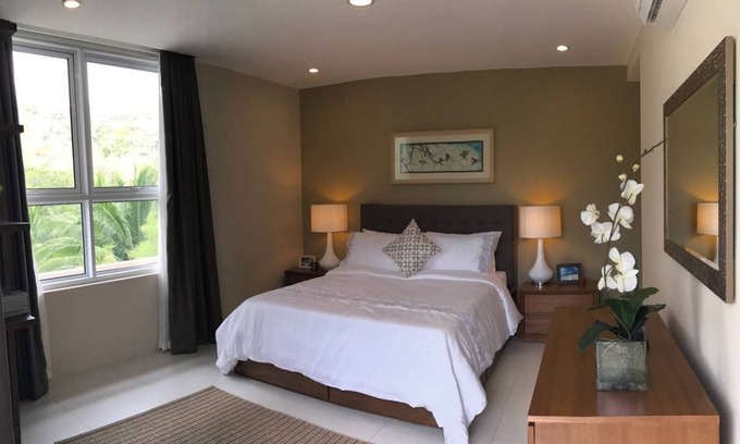 Nasugbu Apartment | Pico de Loro Beach and Country Club 3brCaa41Lagoon