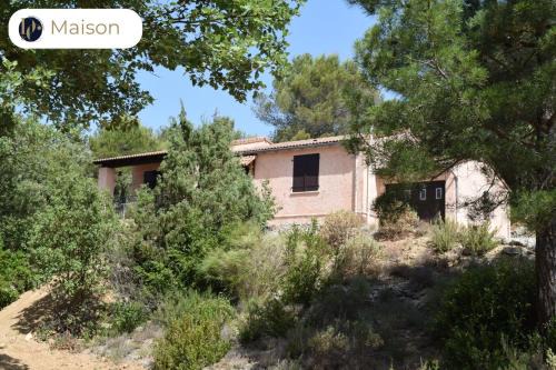 Saint-Julien House | Pierres du Sud, dans les collines près des lacs