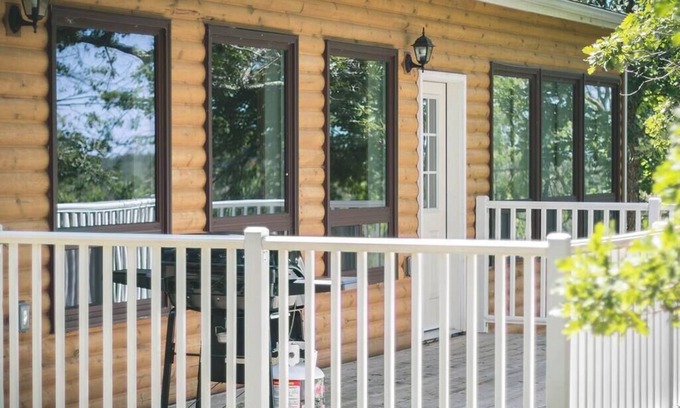 Kenora Cabin | Pike's Place Cabin - Lakewood Park Cabins
