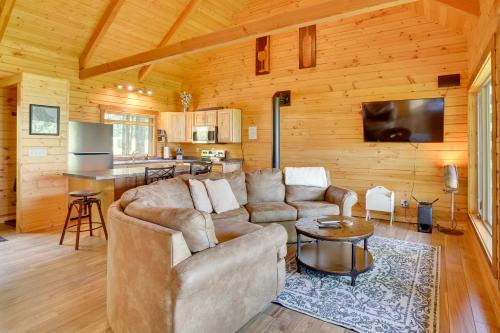 Mindoro House | Pine Knob Cabin with Bluff Views in Mindoro!