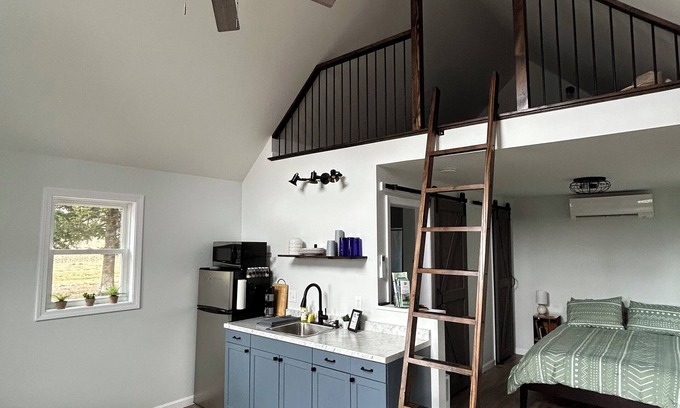 Bakersfield Cabin | Pine Peak Escape