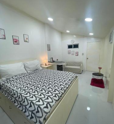 Allen Apartment | Pinkys Guest House