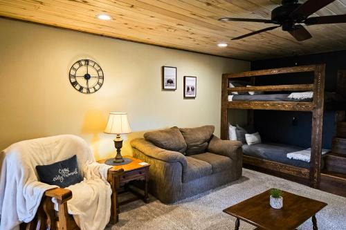 Del Norte Apartment | Pioneer Ridge