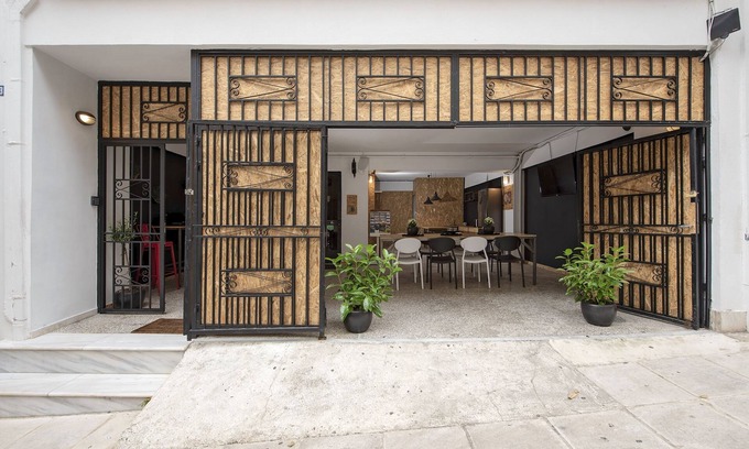 Piraeus House | Piraeus Premium Suites