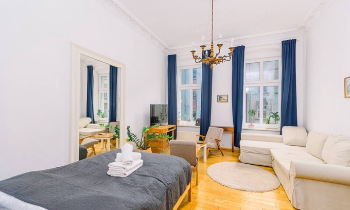 Srodmiescie Apartment | Plac Grunwaldzki Cosy Apartment