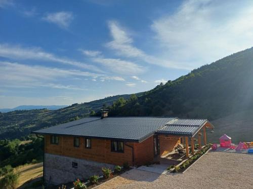 Sarajevo Canton Ski Chalet | Planinska kuća SAMAK