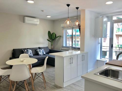 Vista Alegre Apartment | Plaza 5 Carabanchel Apartment