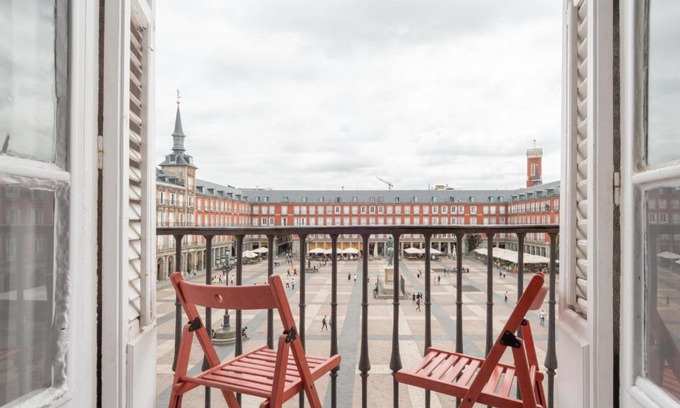 Sol Apartment | PLAZA MAYOR by MONARO