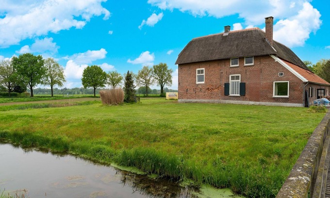 Municipality of Oude IJsselstreek House | Pleasant holiday home in Voorst with garden