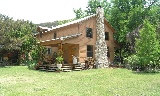 Leakey House | Plenty Of Water Here!