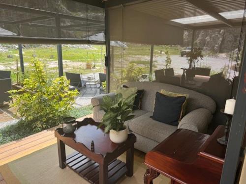 Hazyview House | Plumbago Guest House