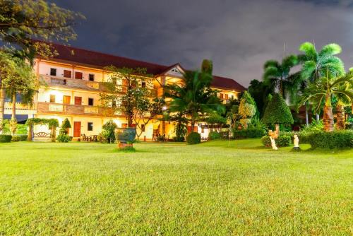 Saen Suk Resort | PN Gold Resort